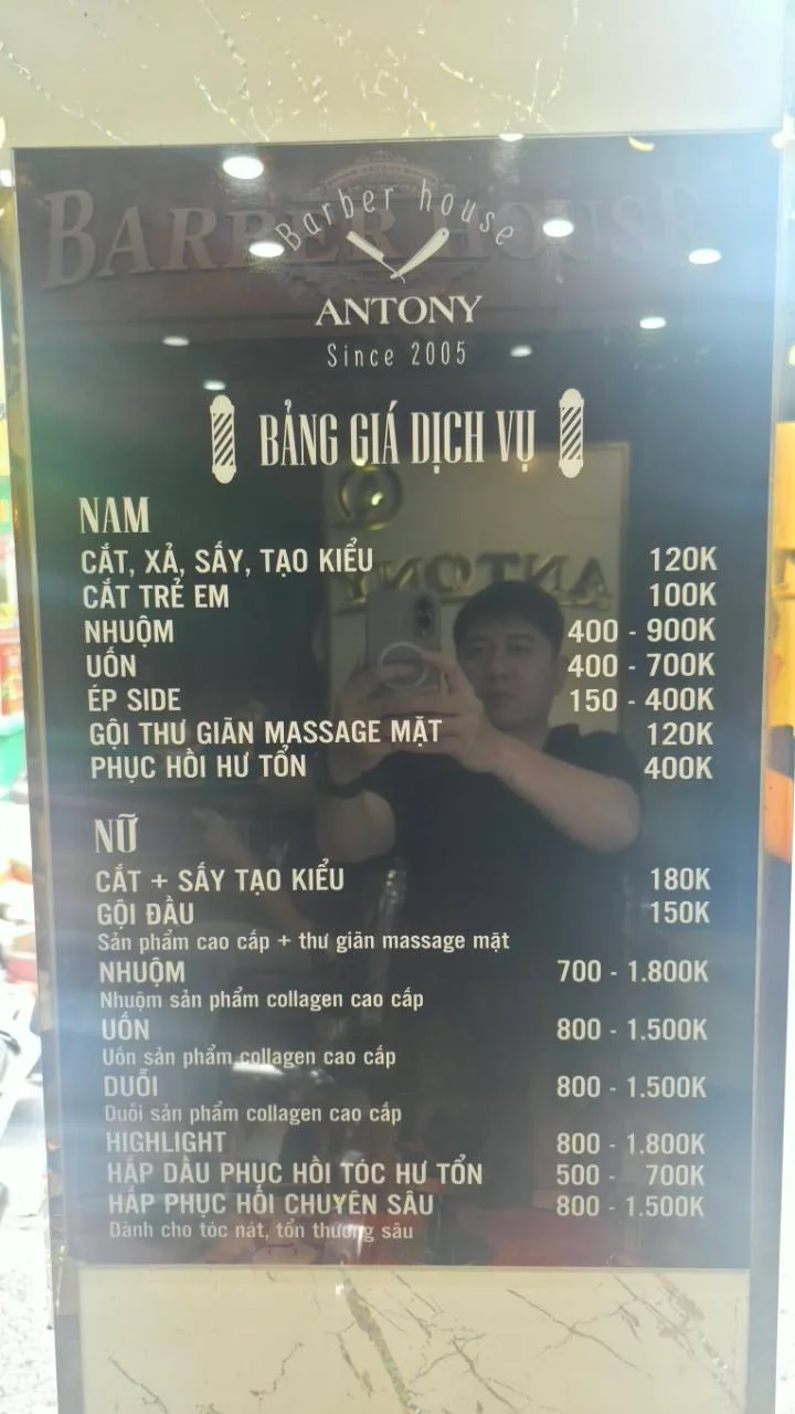 Bảng giá dịch vụ nam và nữ tại Antony, ảnh Tony cung cấp